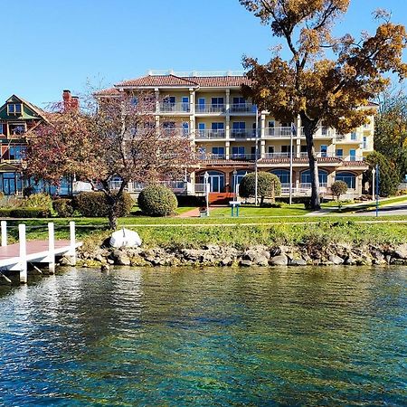 Bella Vista Suites Lake Geneva Esterno foto