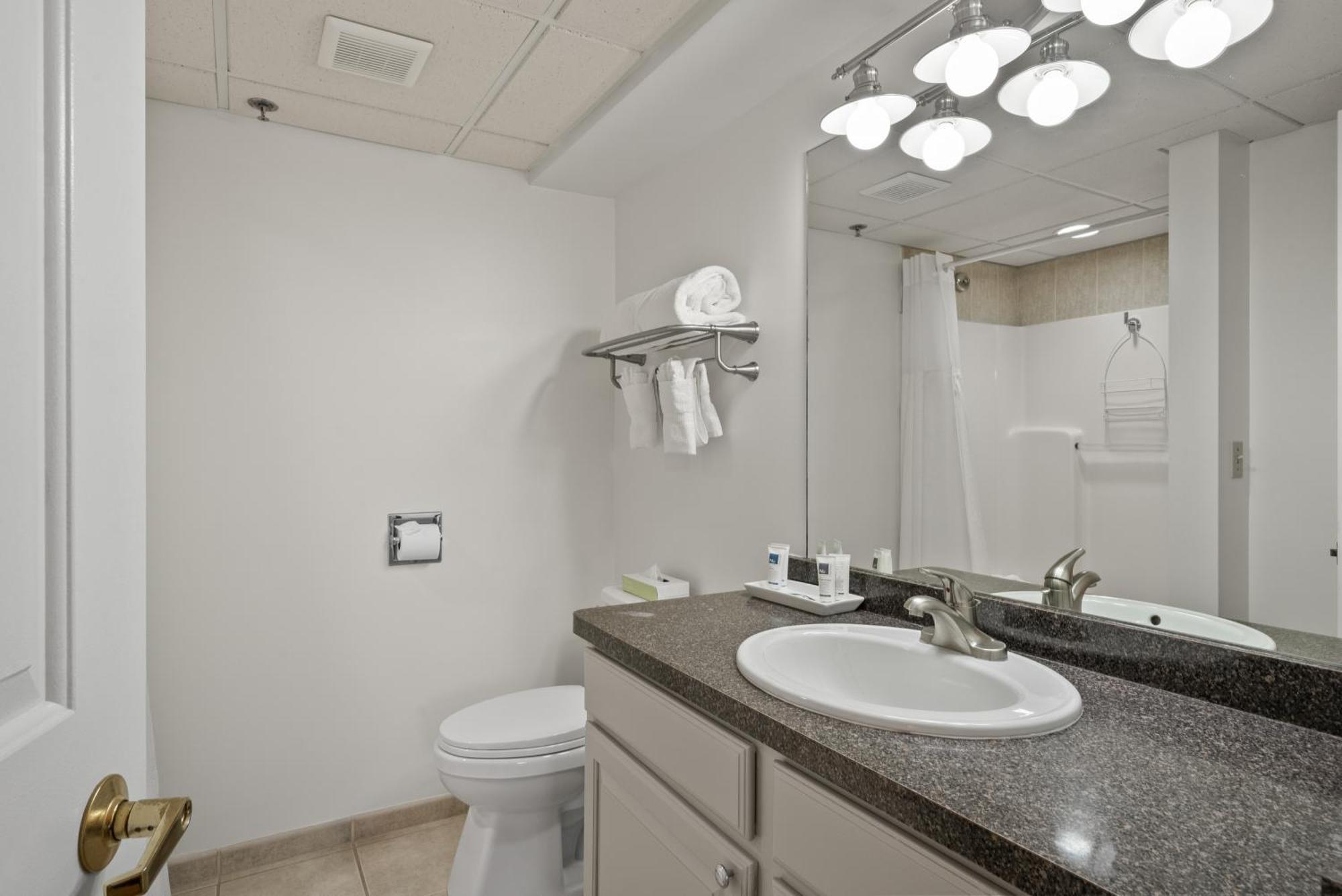 Bella Vista Suites Lake Geneva Esterno foto
