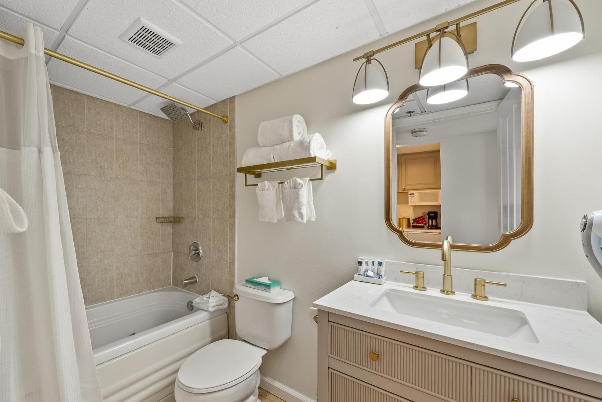 Bella Vista Suites Lake Geneva Esterno foto