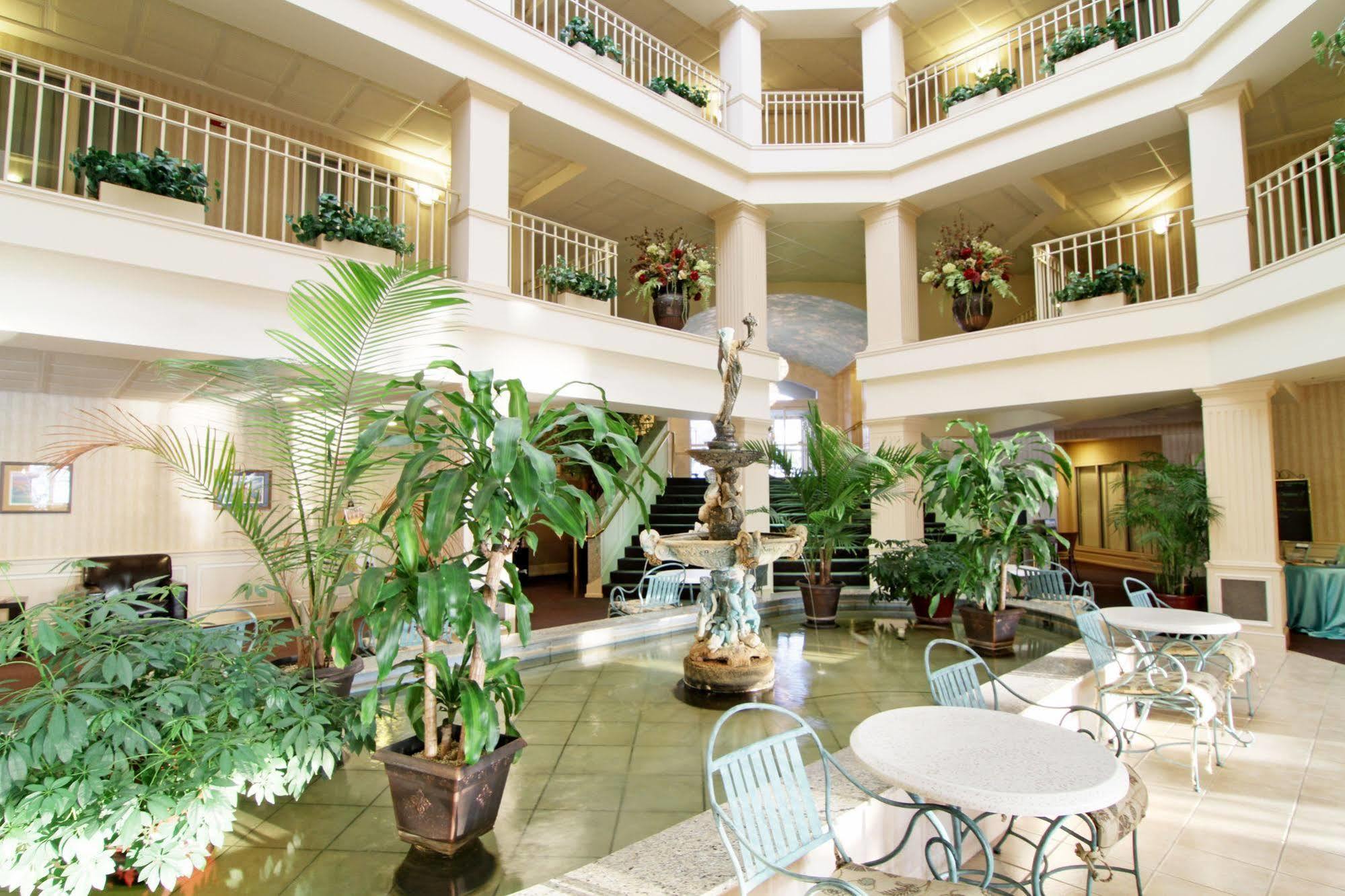 Bella Vista Suites Lake Geneva Esterno foto