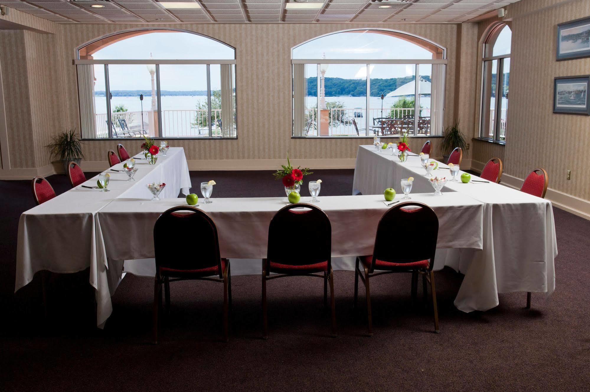 Bella Vista Suites Lake Geneva Esterno foto